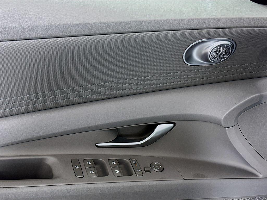new 2025 Hyundai ELANTRA HEV car, priced at $27,830
