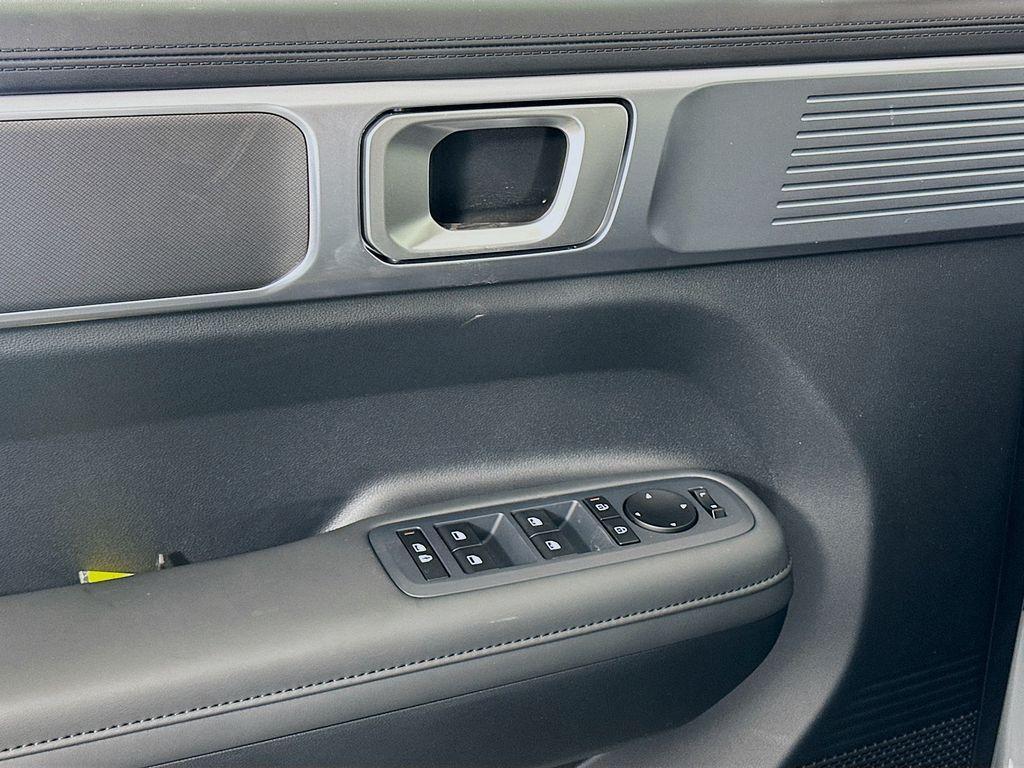 new 2026 Hyundai SANTA FE HEV car, priced at $40,860