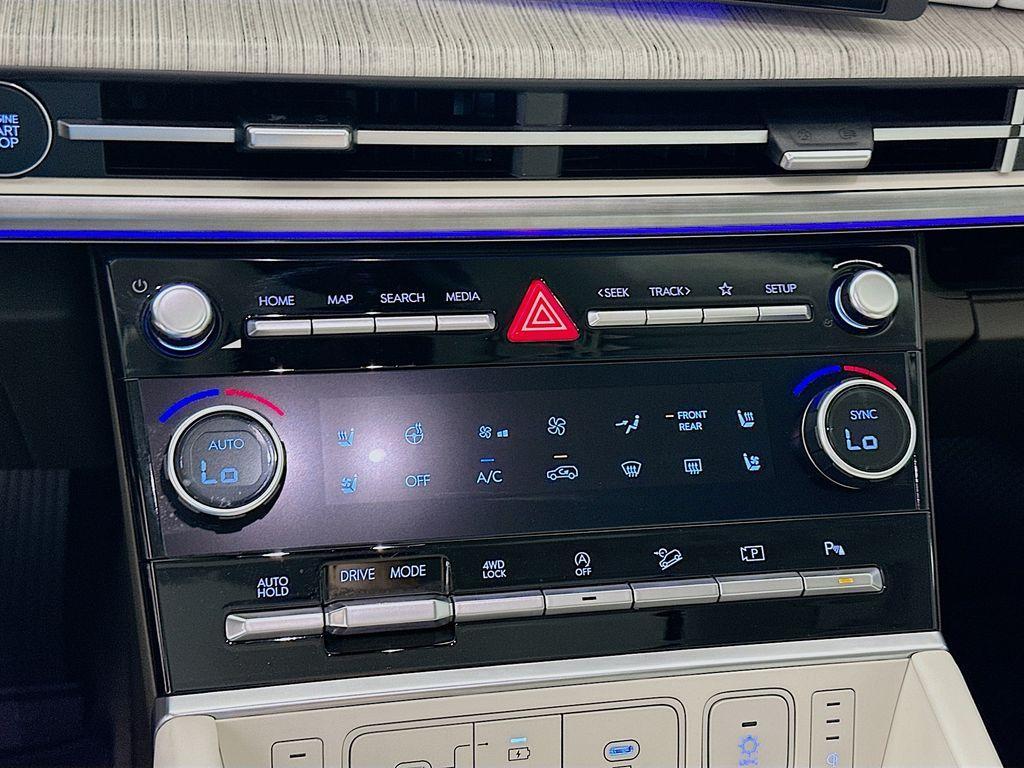 used 2025 Hyundai Santa Fe car, priced at $41,999