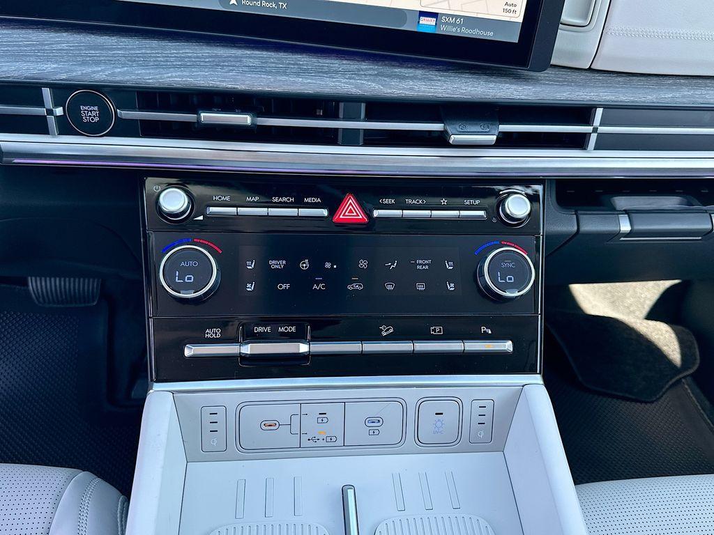 new 2025 Hyundai SANTA FE HEV car, priced at $50,195