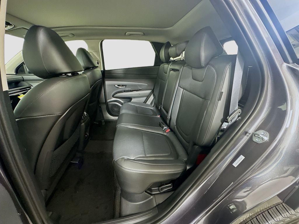 new 2025 Hyundai TUCSON Hybrid car, priced at $43,290