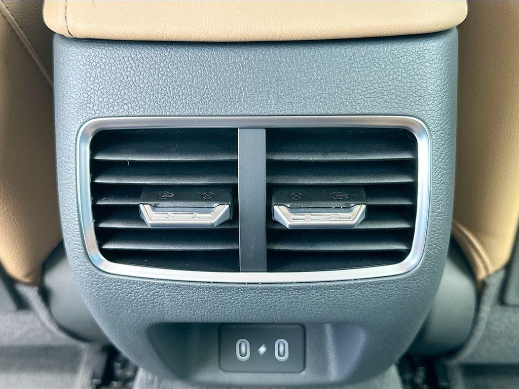 new 2025 Hyundai Sonata Hybrid car, priced at $39,960