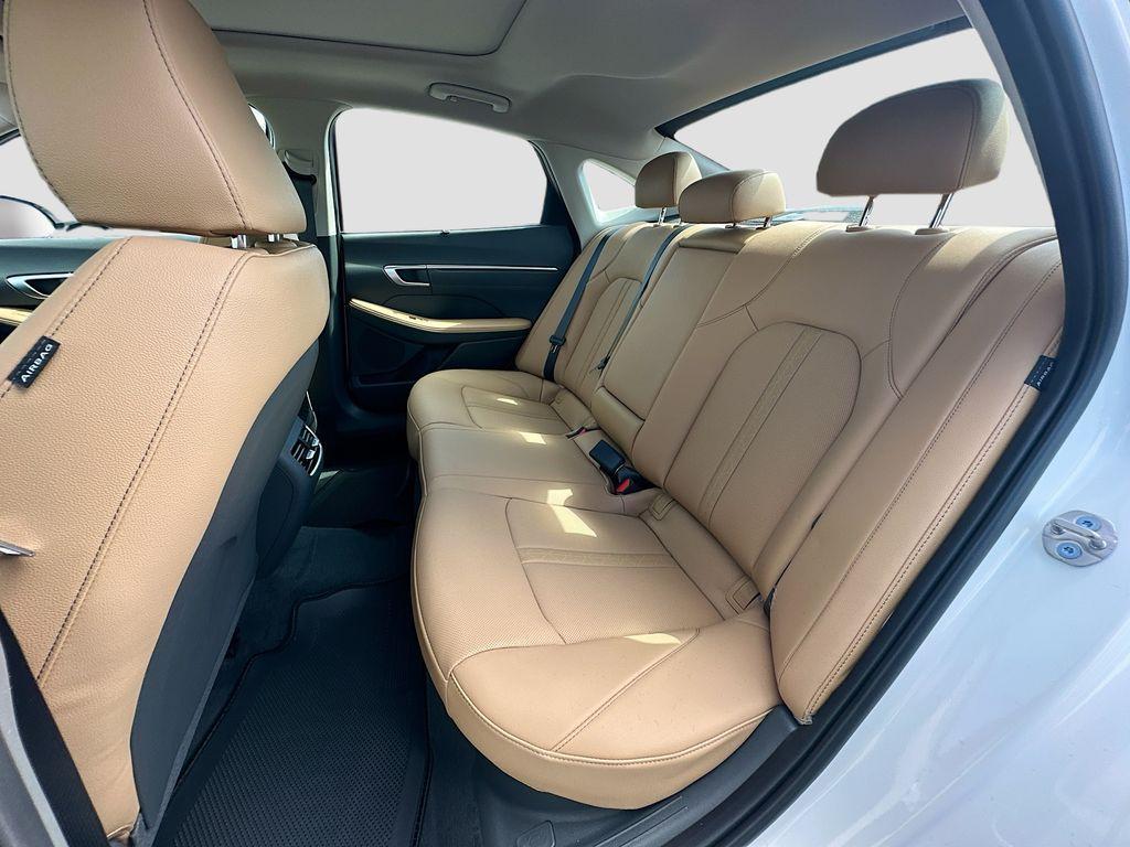 new 2025 Hyundai Sonata Hybrid car, priced at $39,960