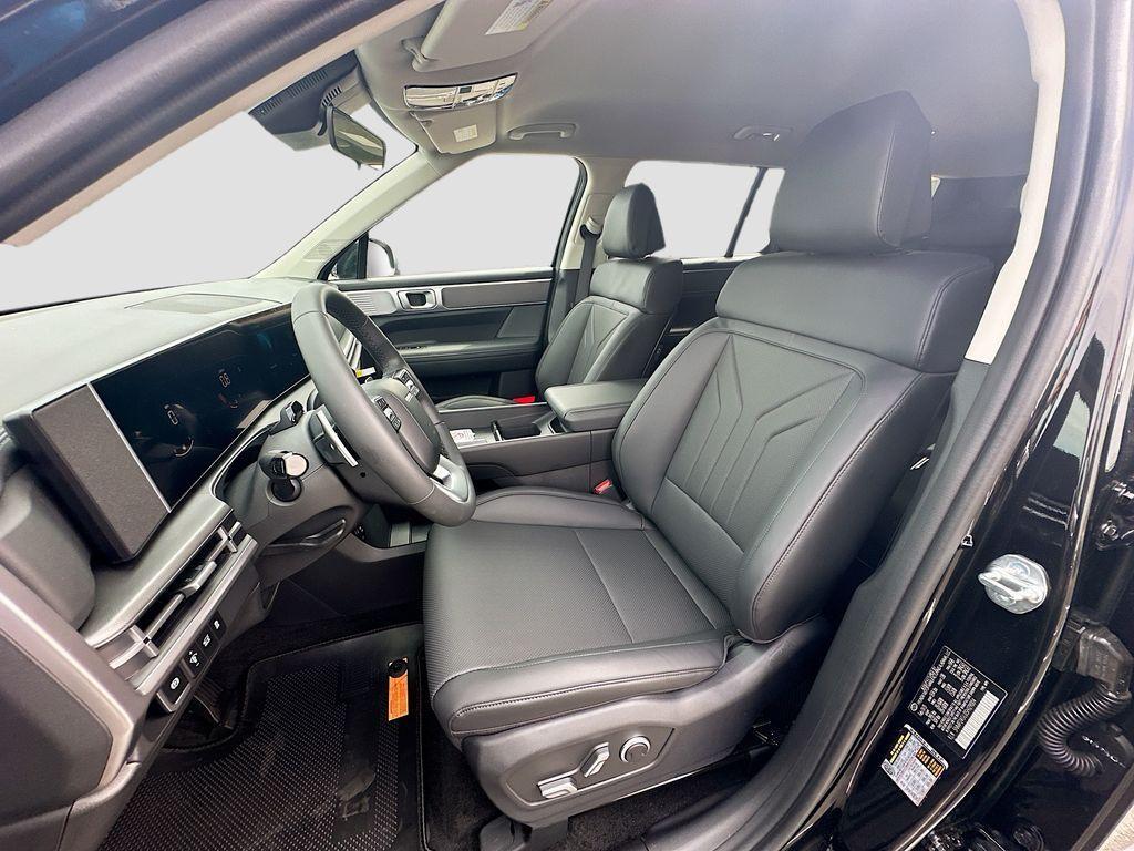 new 2025 Hyundai Santa Fe car, priced at $39,184