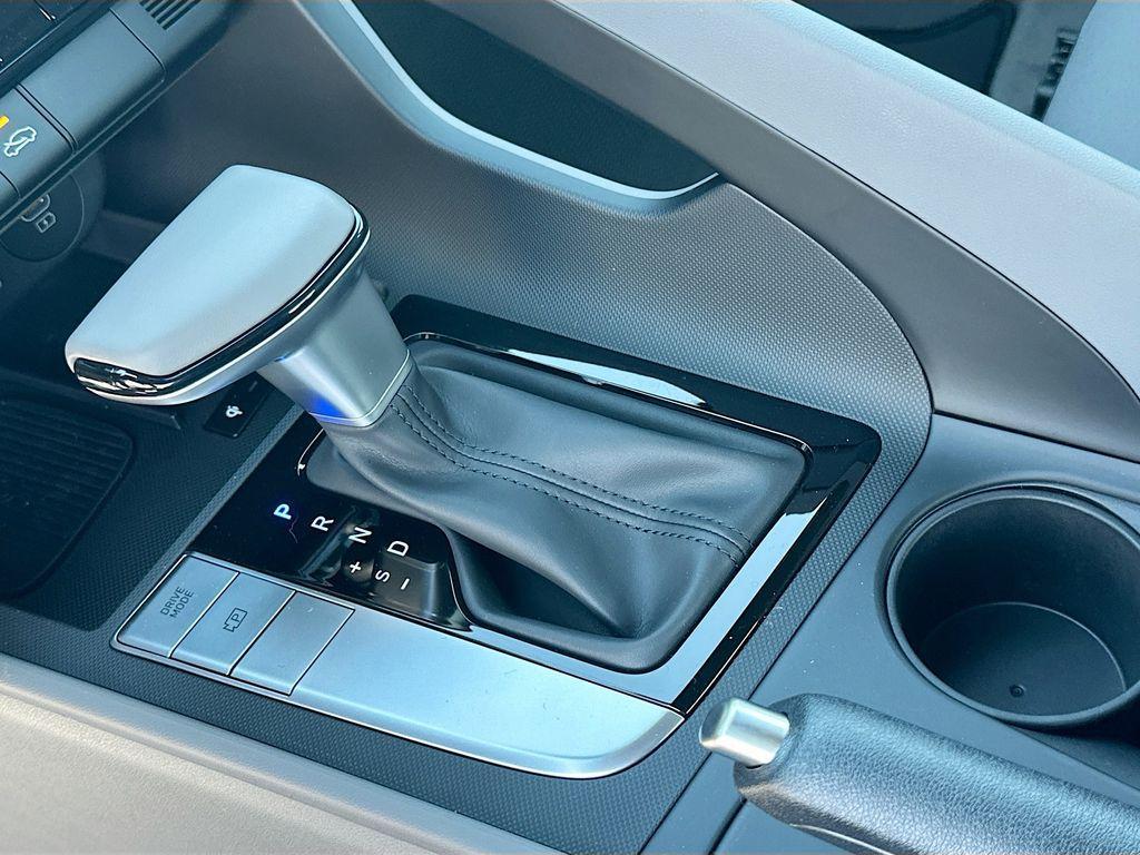 new 2025 Hyundai Elantra car, priced at $24,875