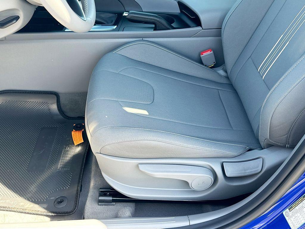 new 2025 Hyundai Elantra car, priced at $24,875