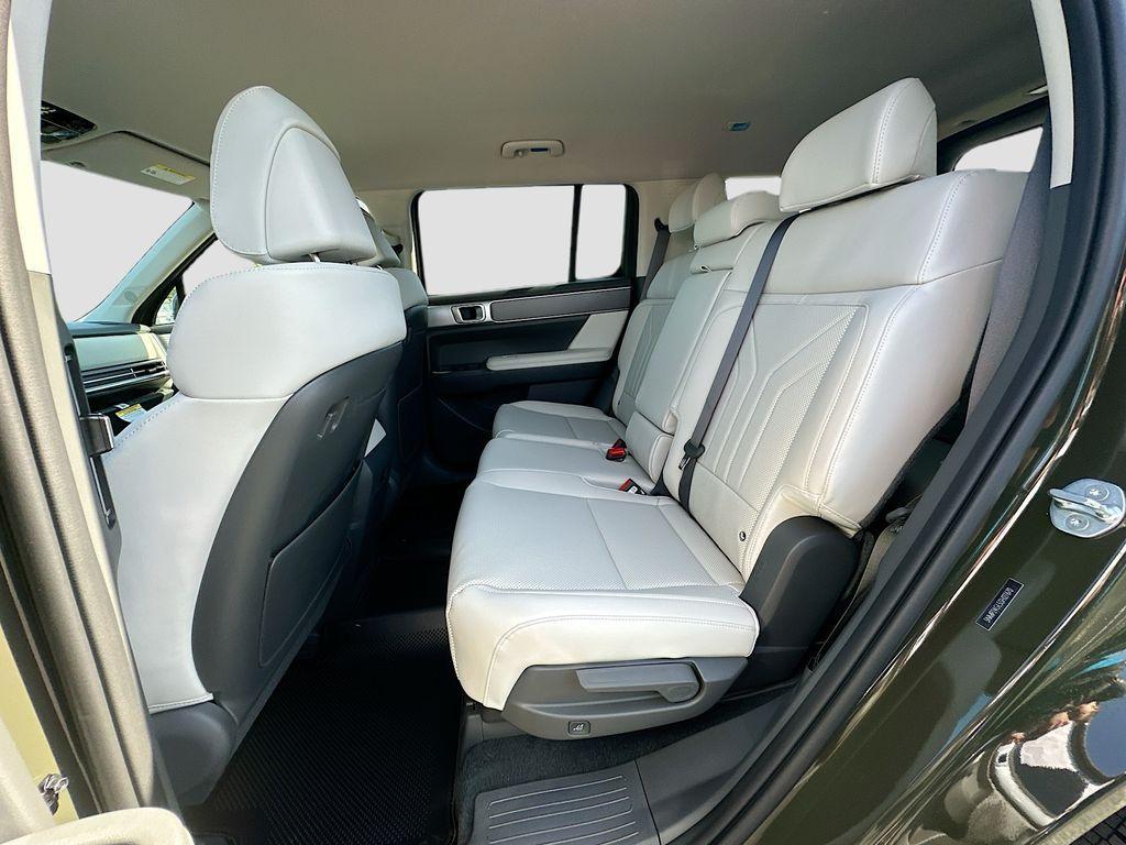 new 2025 Hyundai Santa Fe car, priced at $39,200