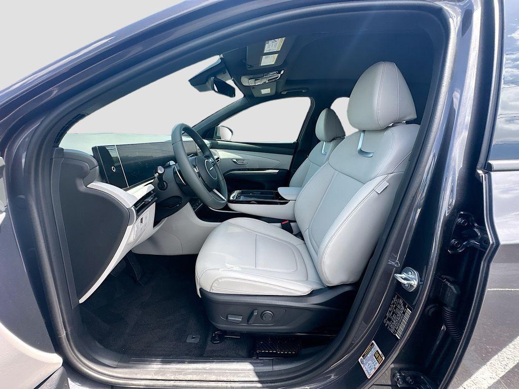 new 2025 Hyundai TUCSON Hybrid car, priced at $43,360