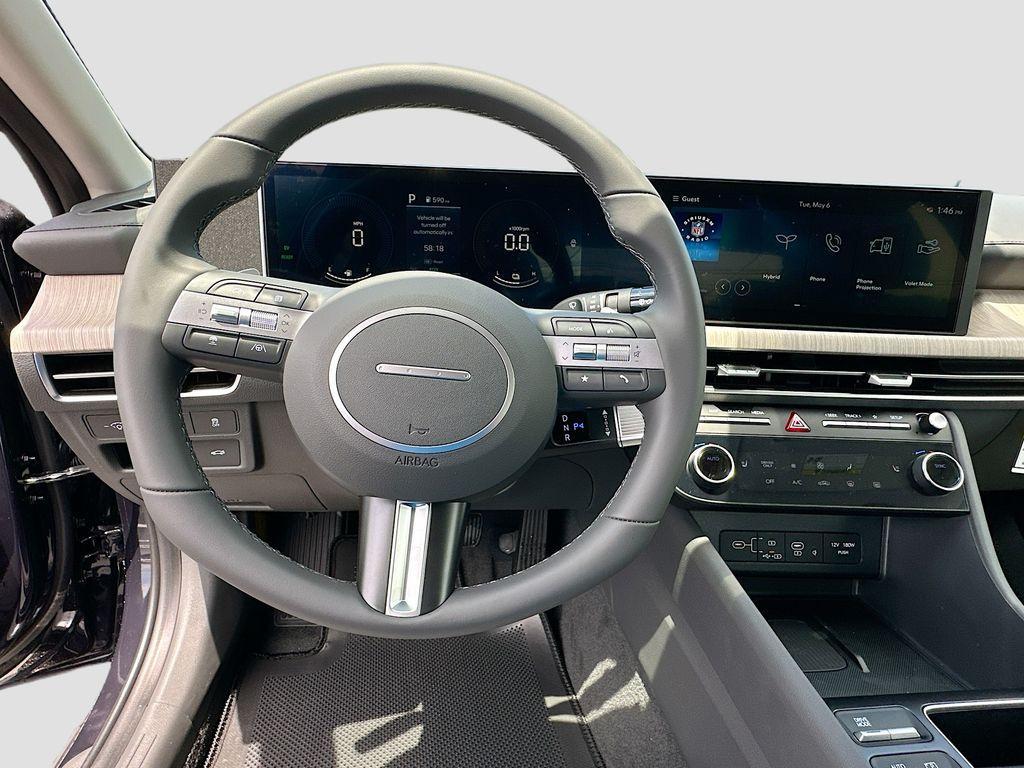 new 2025 Hyundai Sonata Hybrid car, priced at $33,025