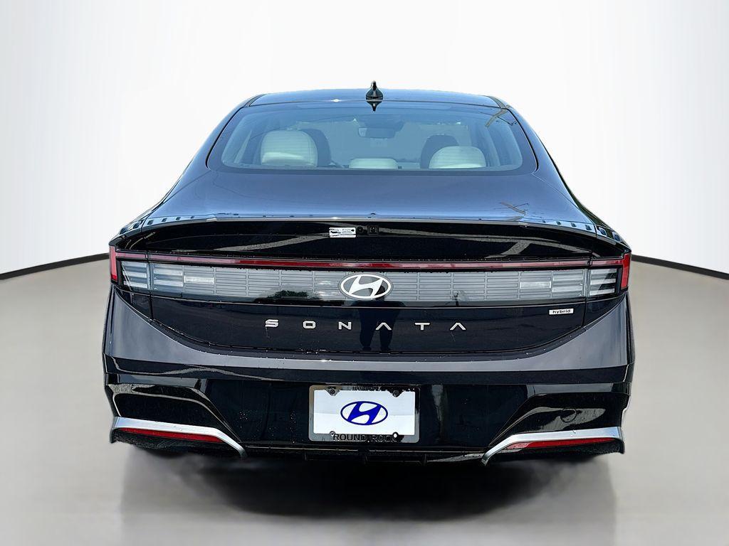 new 2025 Hyundai Sonata Hybrid car, priced at $33,025