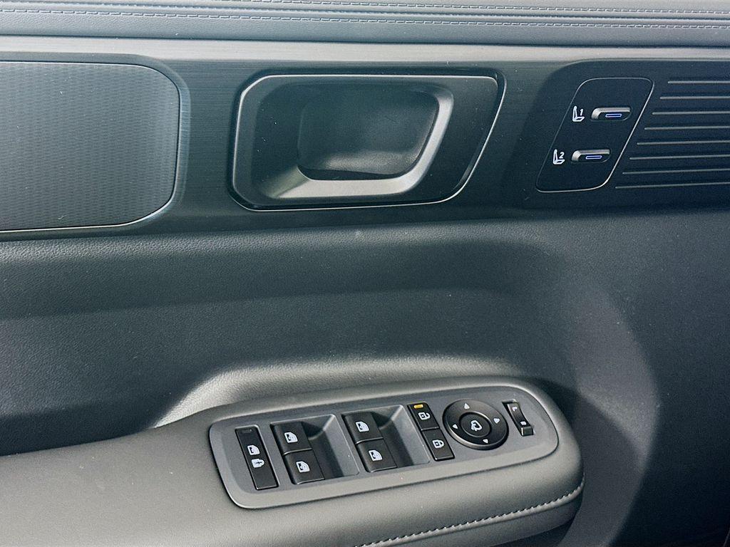 new 2026 Hyundai SANTA FE HEV car, priced at $53,180