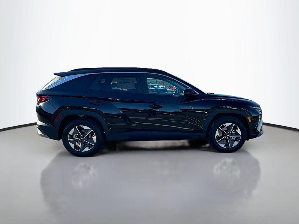 new 2025 Hyundai Tucson car, priced at $32,765