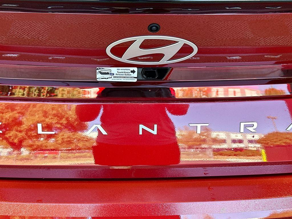 new 2025 Hyundai Elantra car, priced at $25,660