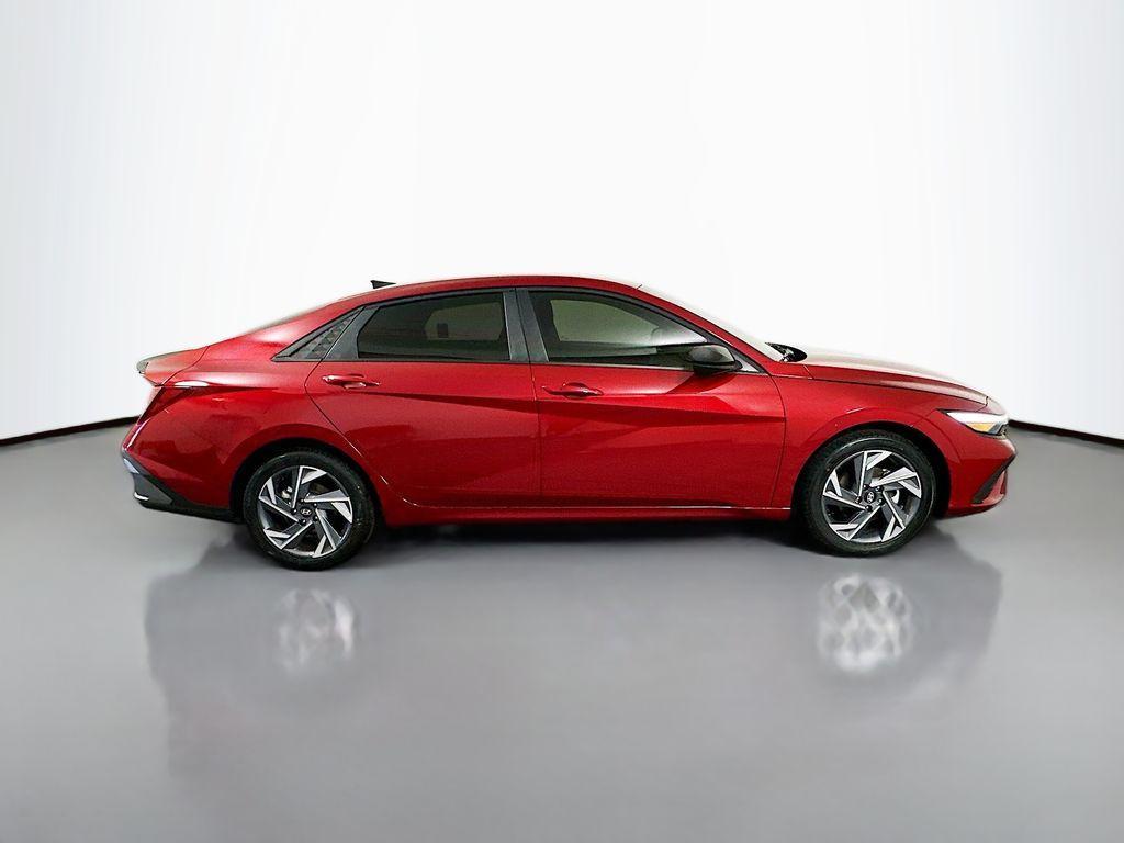 new 2025 Hyundai Elantra car, priced at $25,660