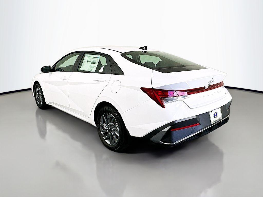 new 2025 Hyundai ELANTRA HEV car, priced at $27,880