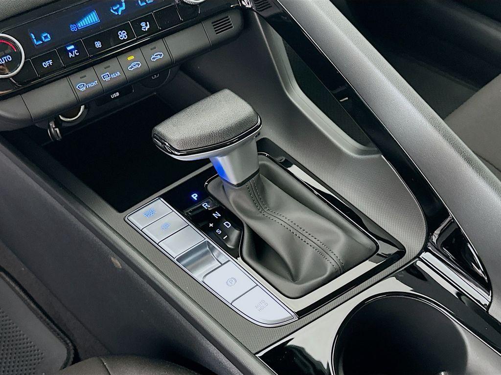 new 2025 Hyundai ELANTRA HEV car, priced at $27,880