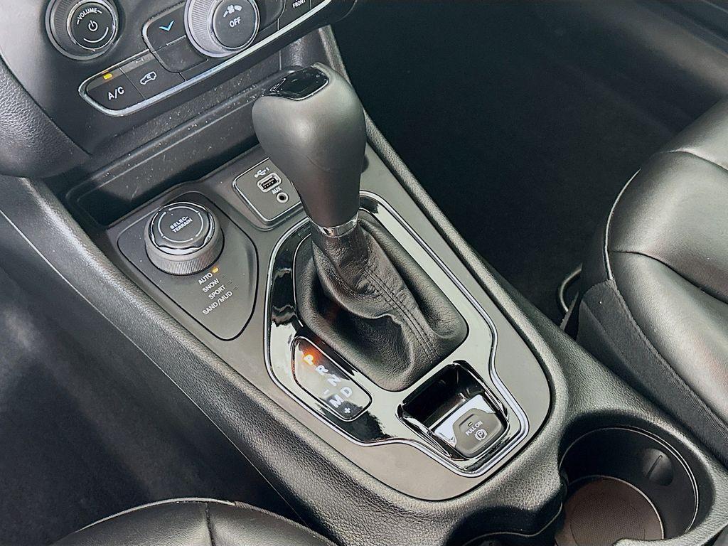 used 2021 Jeep Cherokee car, priced at $21,875
