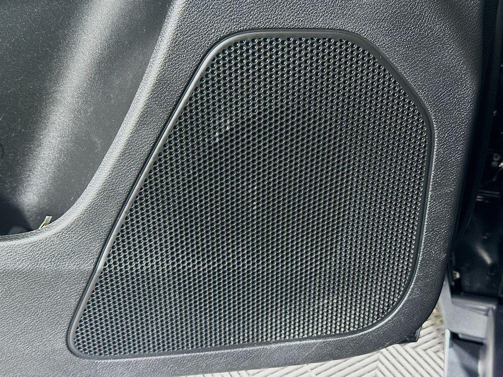 used 2021 Jeep Cherokee car, priced at $21,875