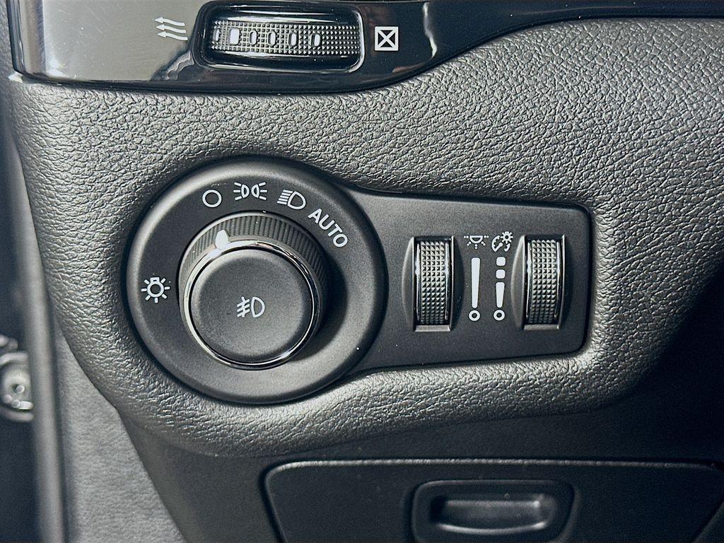 used 2021 Jeep Cherokee car, priced at $21,875