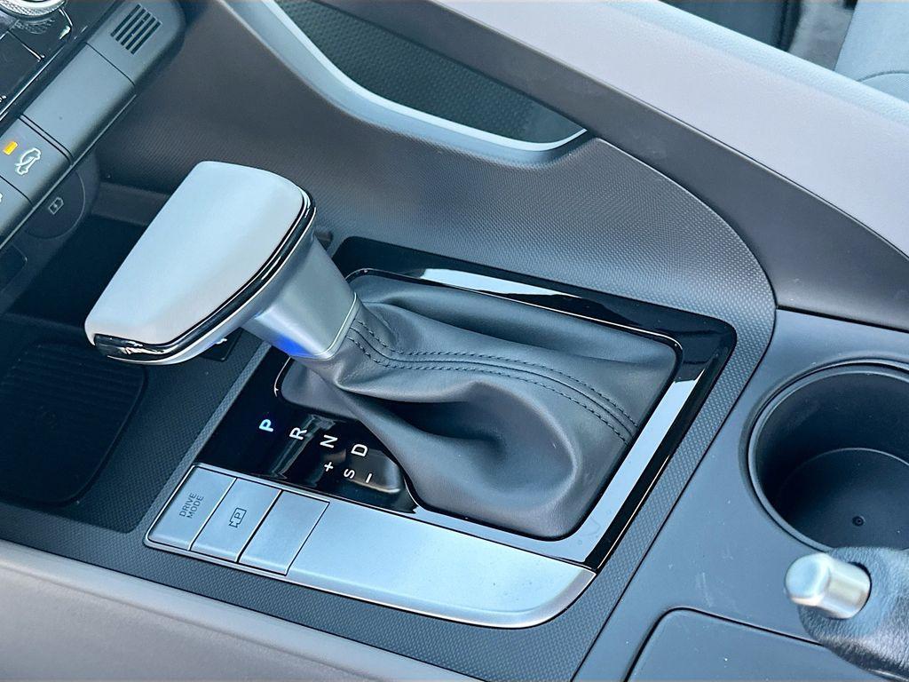 new 2025 Hyundai Elantra car, priced at $25,410