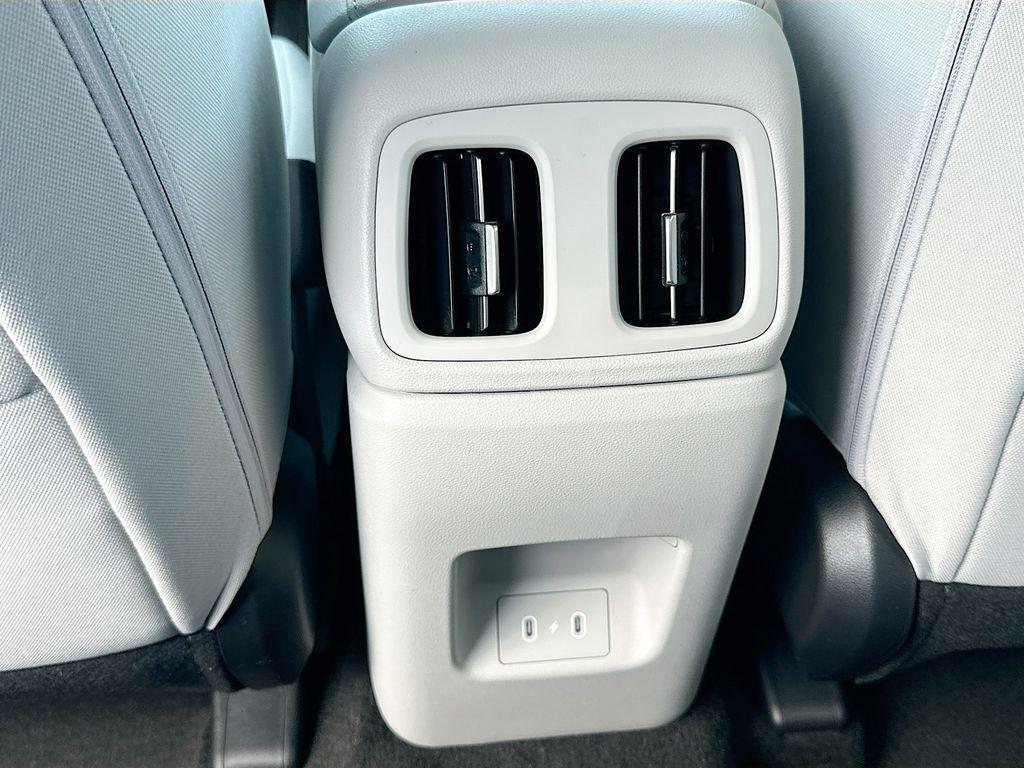 new 2025 Hyundai TUCSON Hybrid car, priced at $35,465