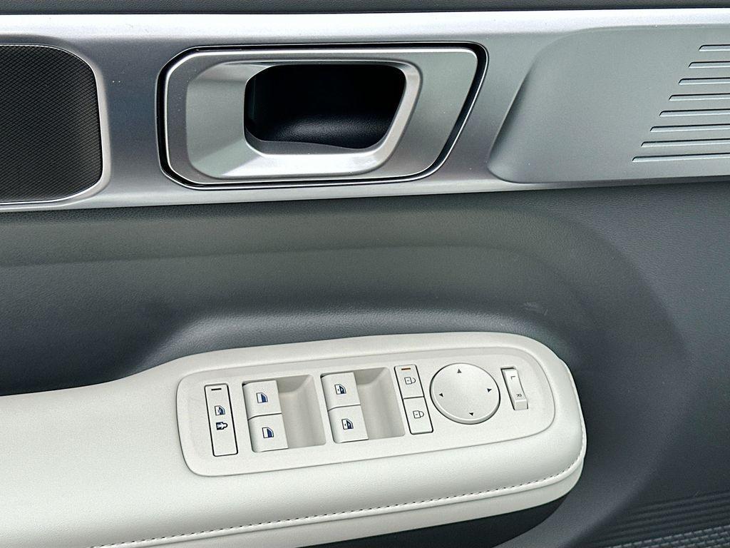 new 2025 Hyundai Santa Fe car, priced at $39,389