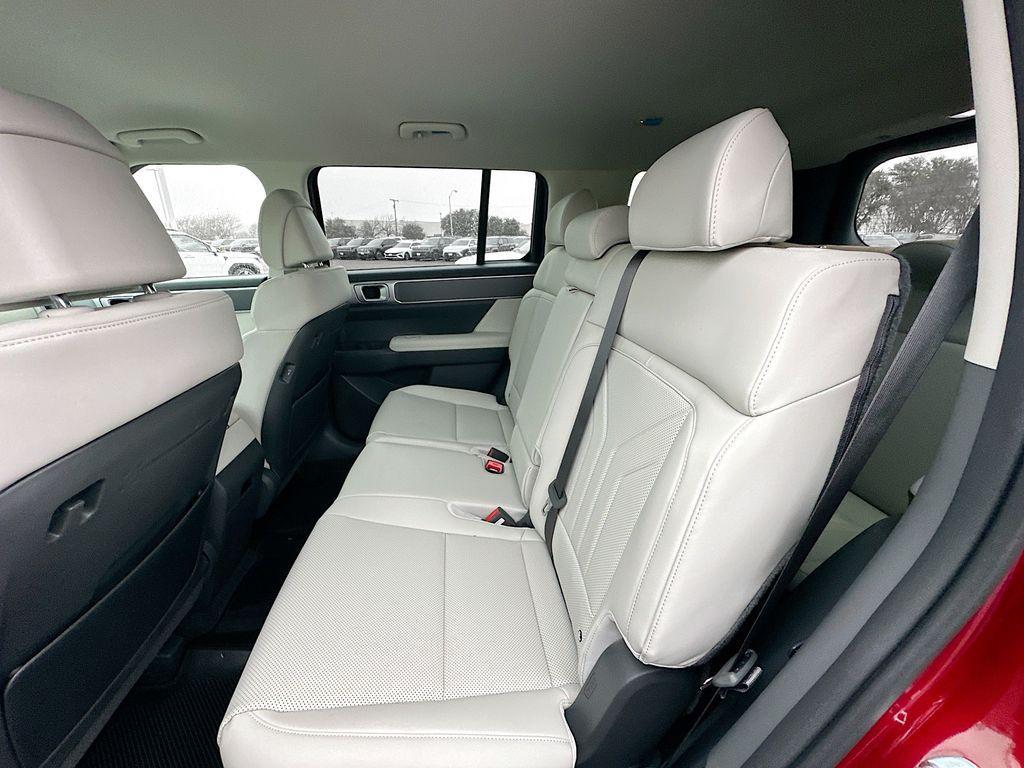 new 2025 Hyundai Santa Fe car, priced at $39,389