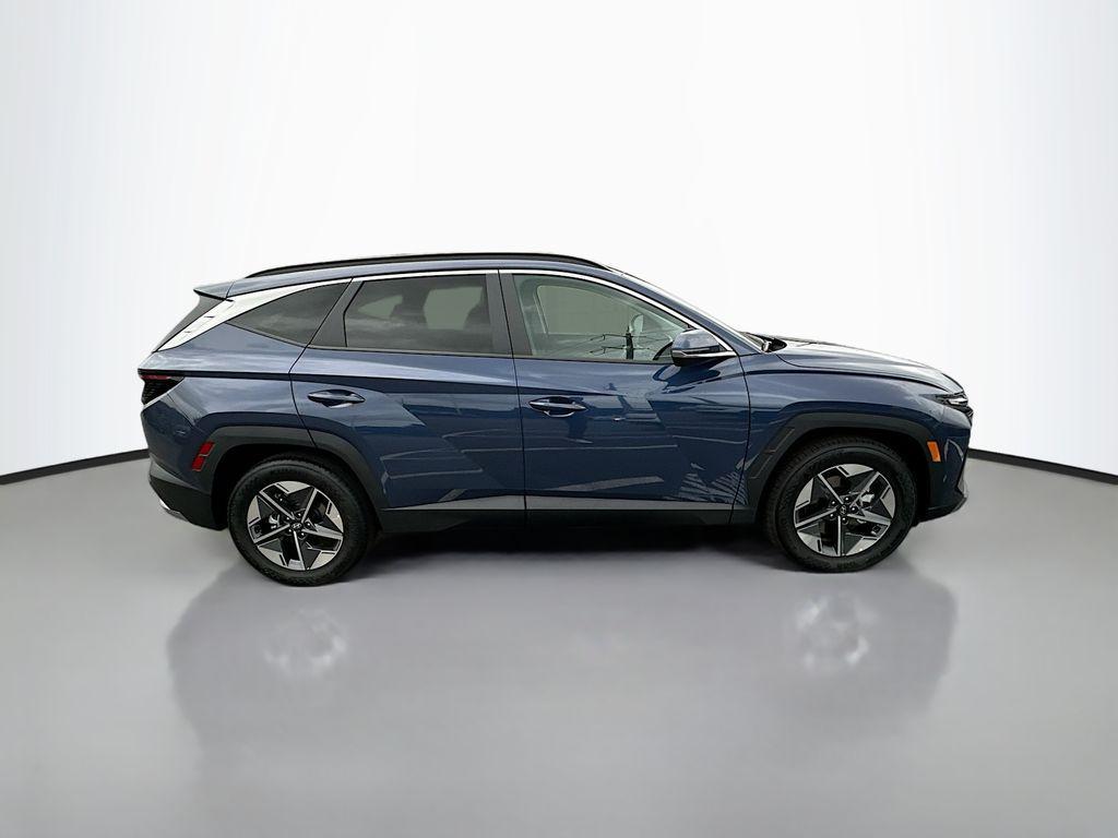 new 2025 Hyundai Tucson car, priced at $35,095