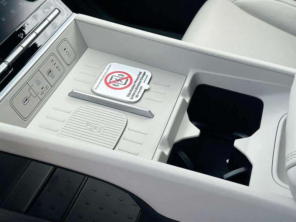 new 2025 Hyundai SANTA FE HEV car, priced at $47,115