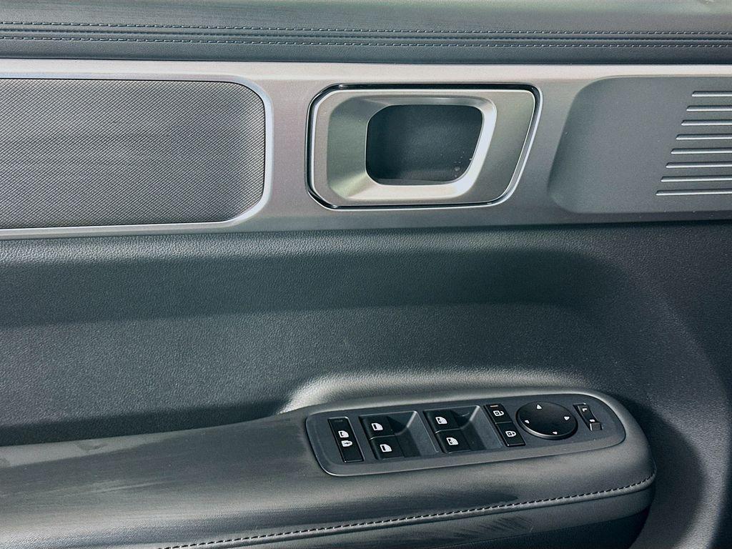 new 2026 Hyundai SANTA FE HEV car, priced at $41,360