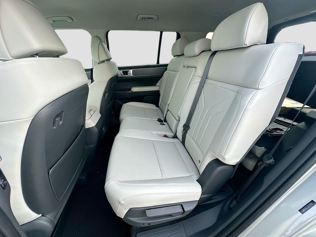 new 2025 Hyundai Santa Fe car, priced at $39,184