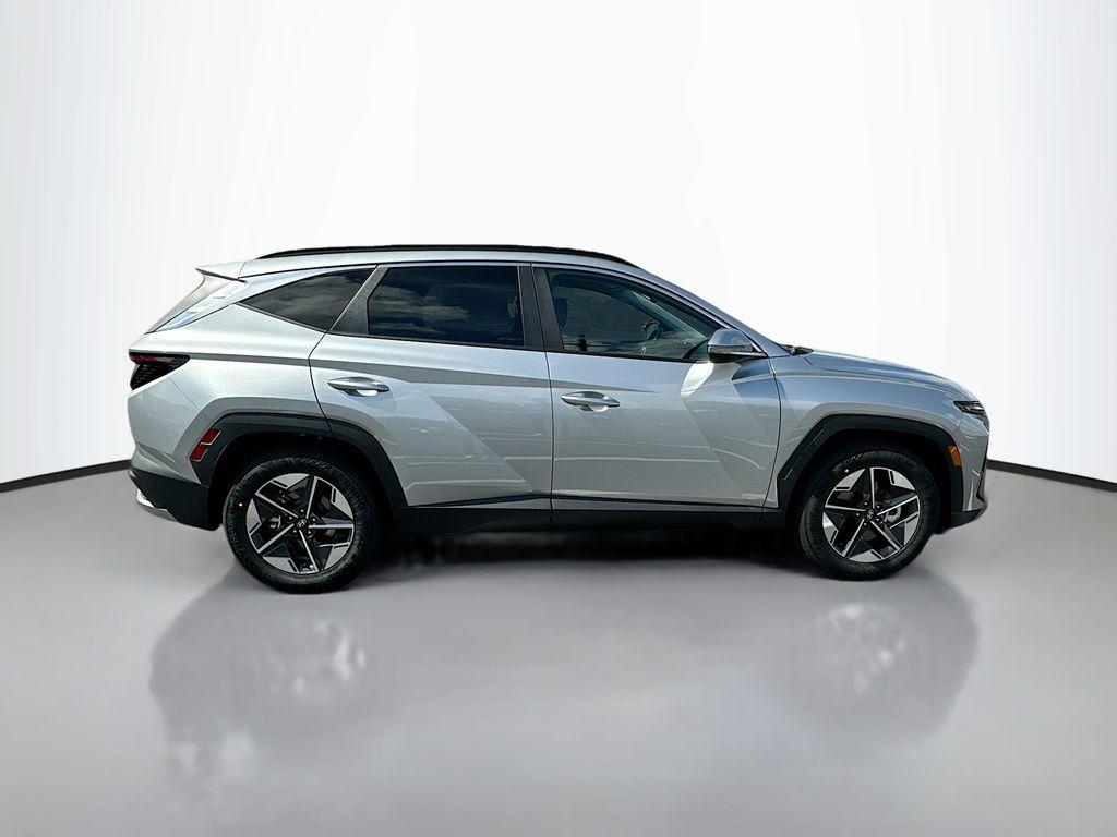 new 2025 Hyundai Tucson car, priced at $35,545