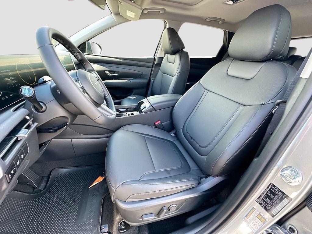 new 2025 Hyundai Tucson car, priced at $35,545