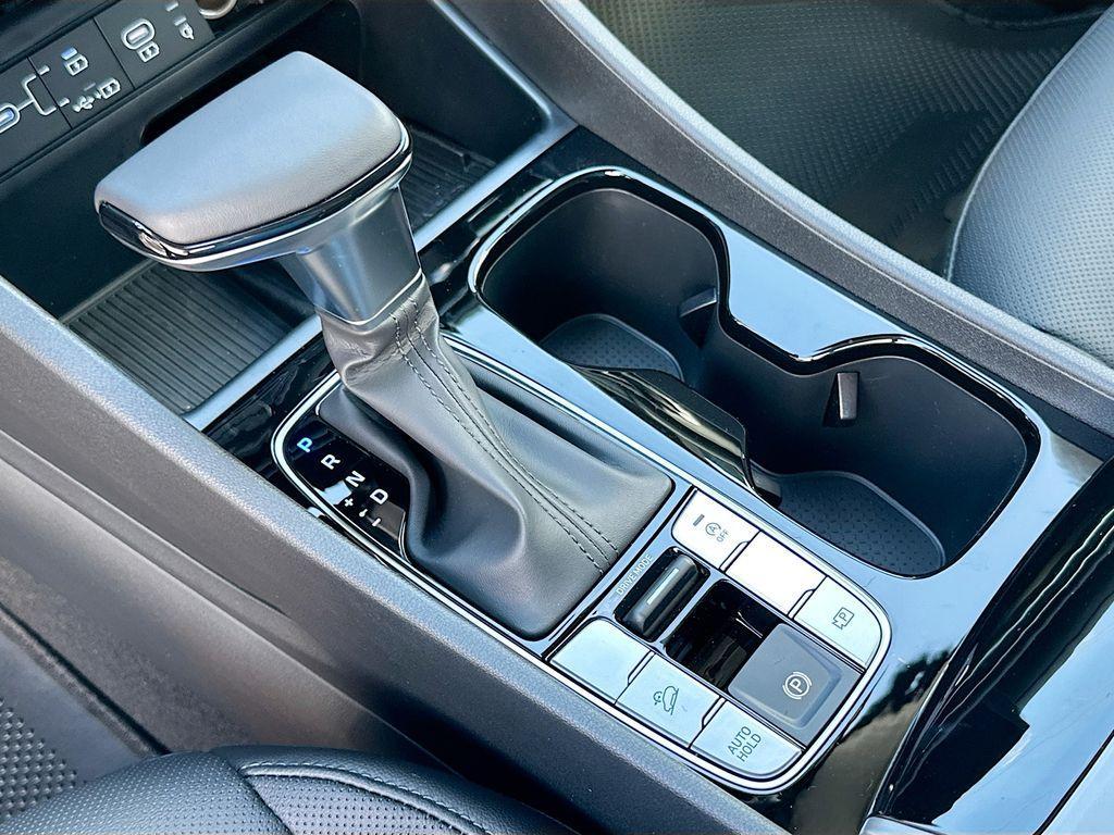 new 2025 Hyundai Tucson car, priced at $35,545
