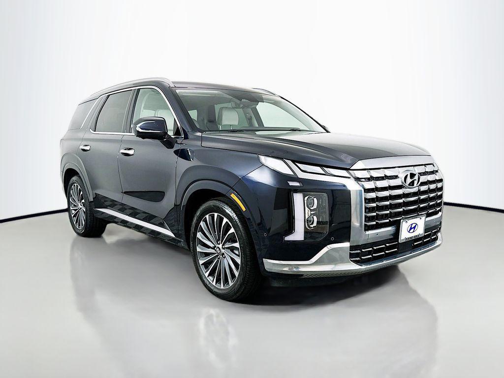 used 2024 Hyundai Palisade car, priced at $39,199