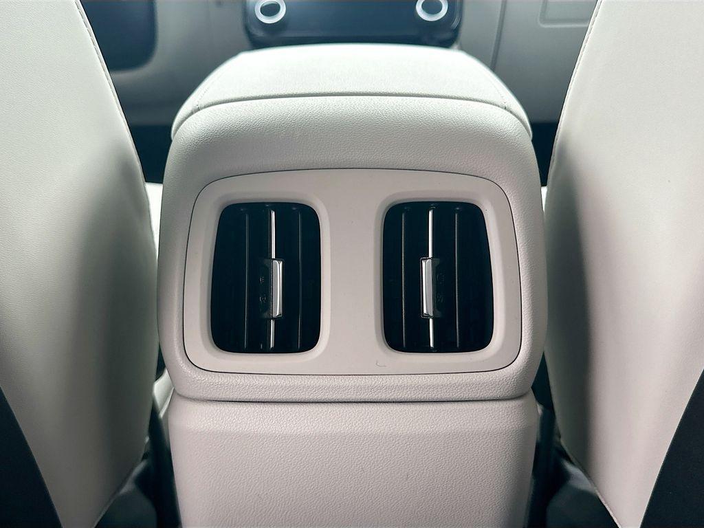 new 2025 Hyundai TUCSON Hybrid car, priced at $38,405