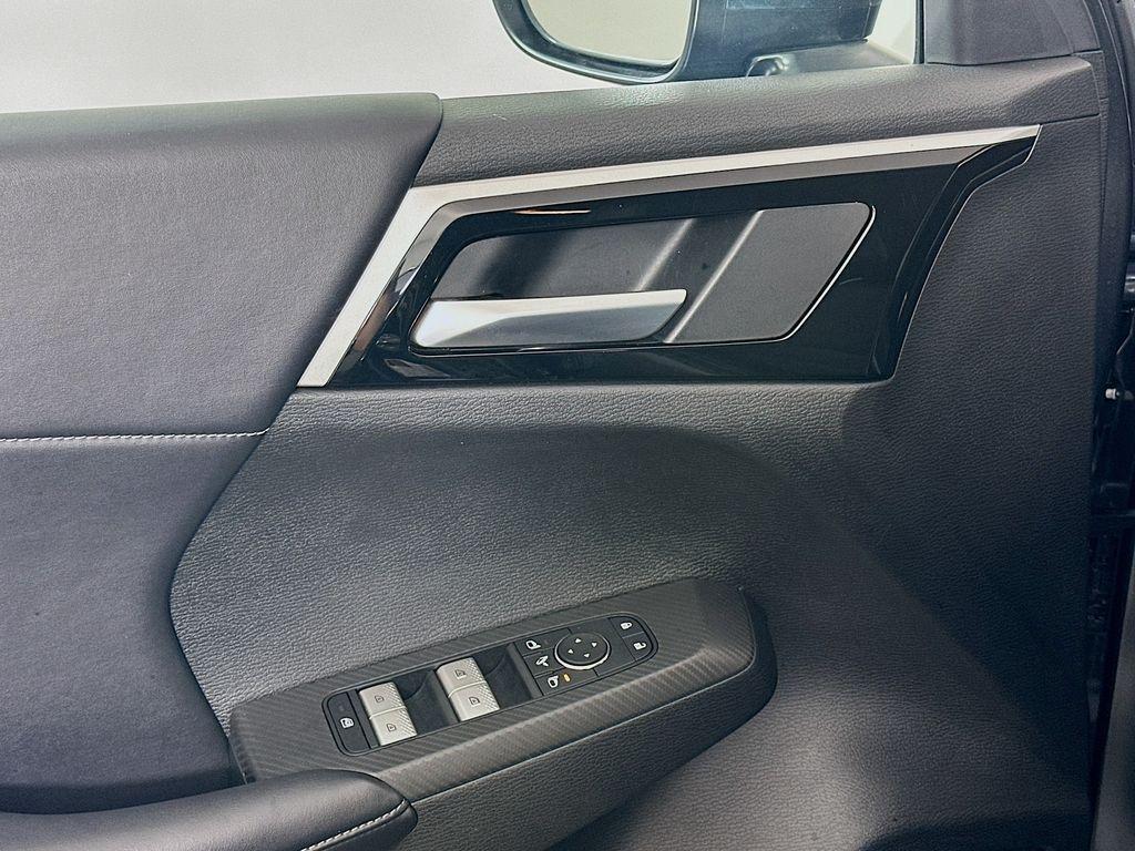 used 2024 Mitsubishi Outlander car, priced at $26,300