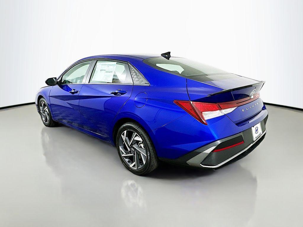 new 2025 Hyundai Elantra car, priced at $24,645