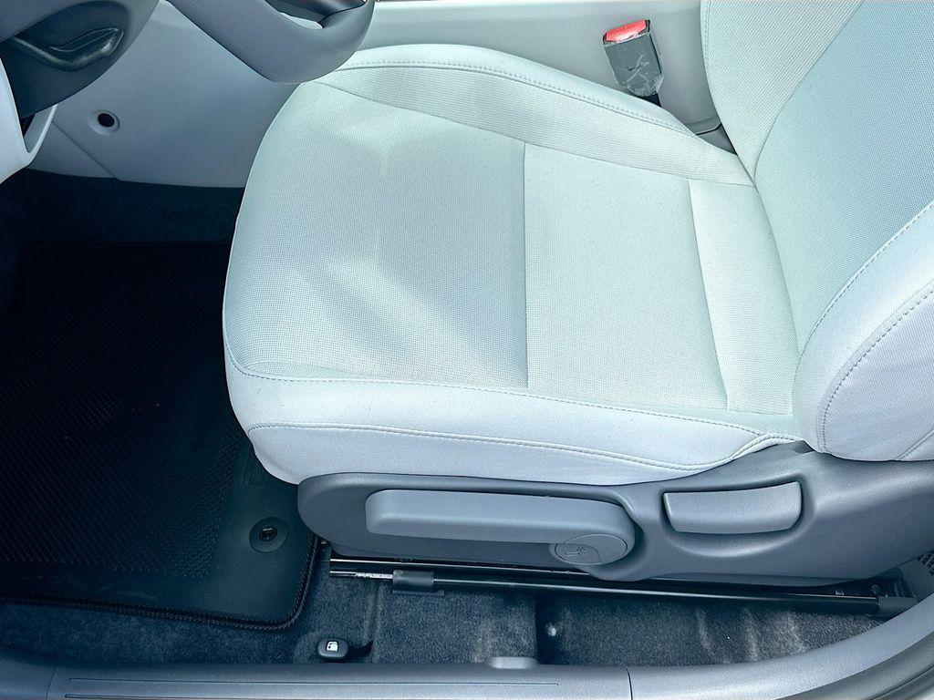 new 2025 Hyundai Kona car, priced at $27,120