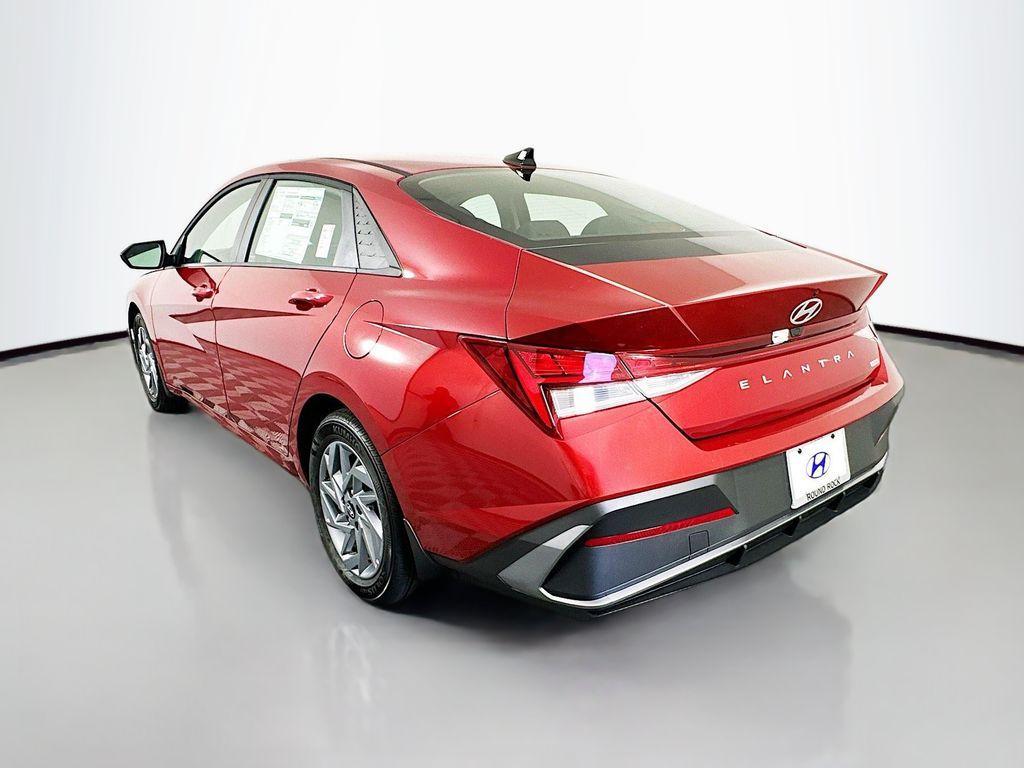 new 2025 Hyundai ELANTRA HEV car, priced at $27,805