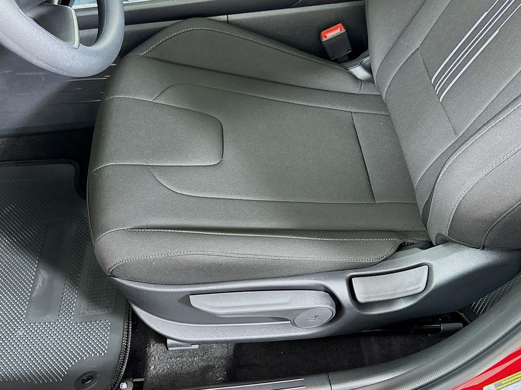 new 2025 Hyundai ELANTRA HEV car, priced at $27,805