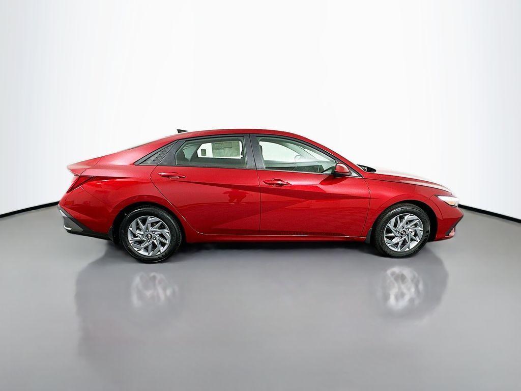 new 2025 Hyundai ELANTRA HEV car, priced at $27,805