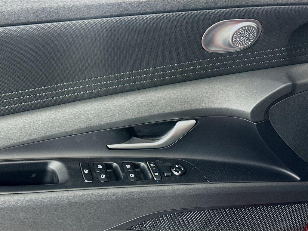 new 2025 Hyundai ELANTRA HEV car, priced at $27,805
