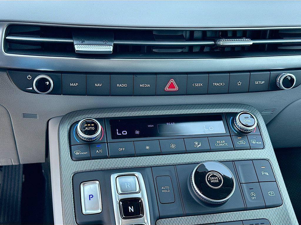 new 2025 Hyundai Palisade car, priced at $42,170