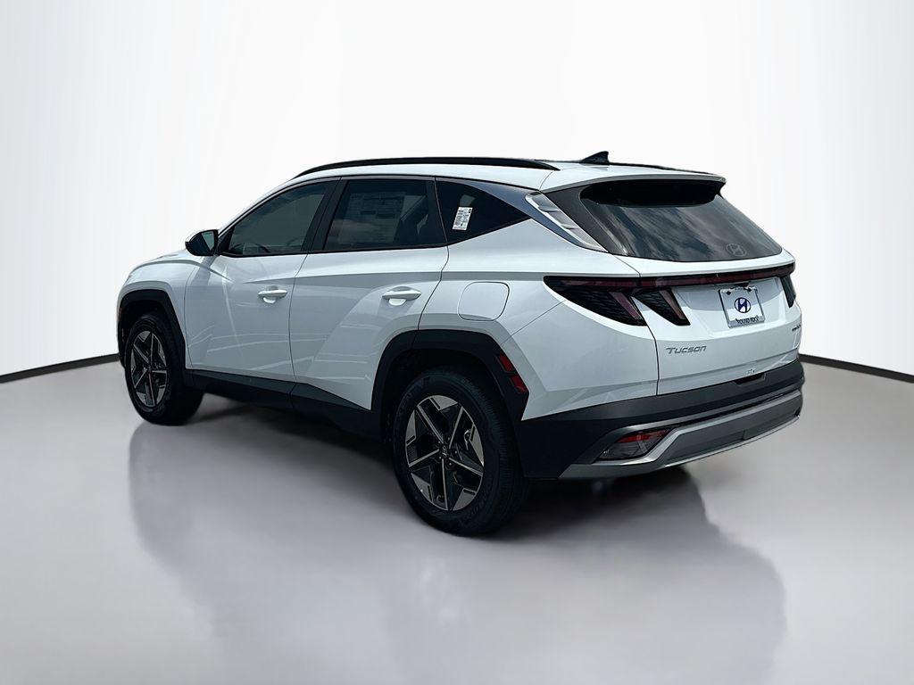 new 2025 Hyundai TUCSON Hybrid car, priced at $39,000