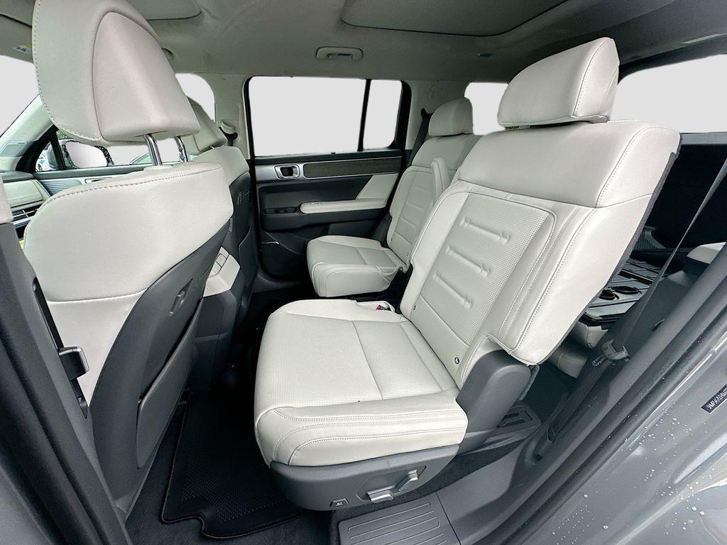 new 2025 Hyundai SANTA FE HEV car, priced at $50,155