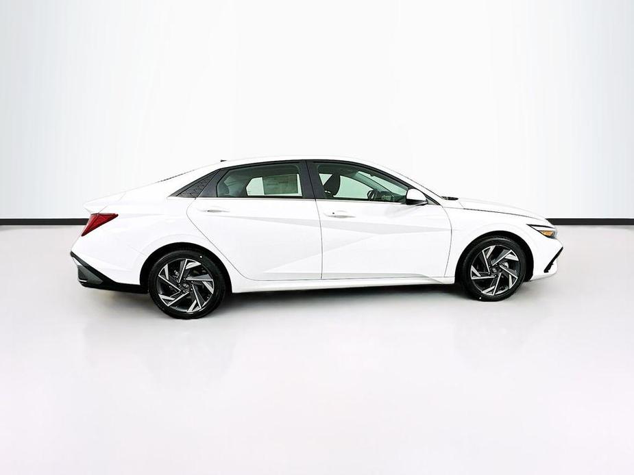 new 2024 Hyundai Elantra car, priced at $27,505