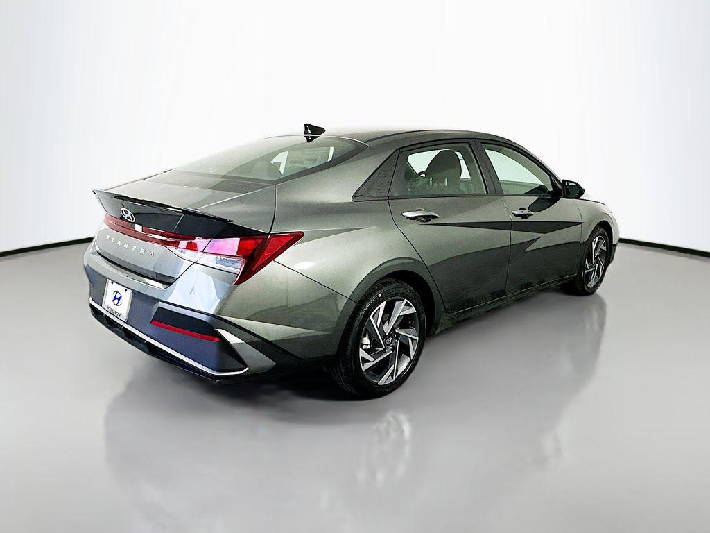 new 2025 Hyundai Elantra car, priced at $24,665