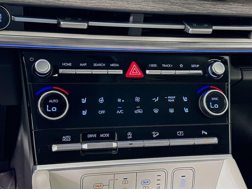 new 2025 Hyundai Santa Fe car, priced at $46,125