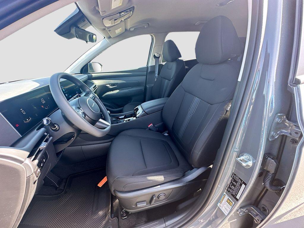 new 2025 Hyundai Tucson car, priced at $33,370